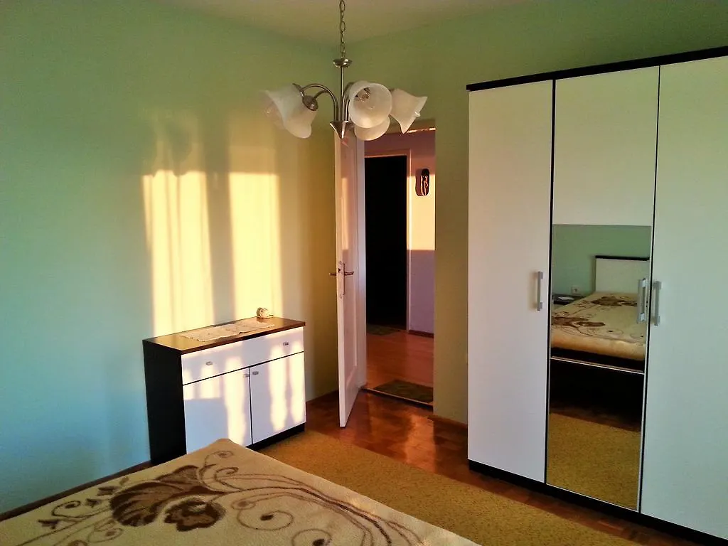Apartments Lukacic Tkon Croatia